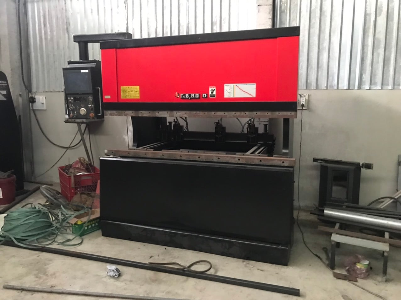 Bending machine